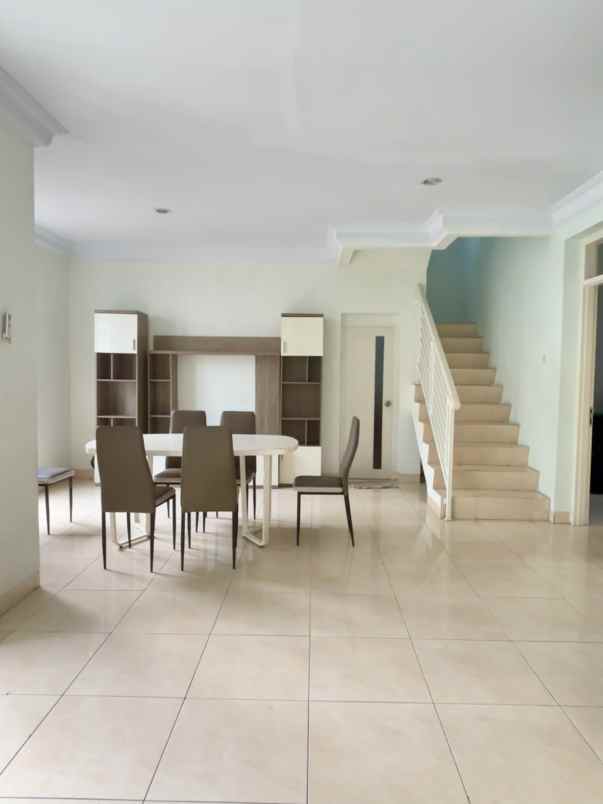 dijual rumah bukit golf riverside cibubur