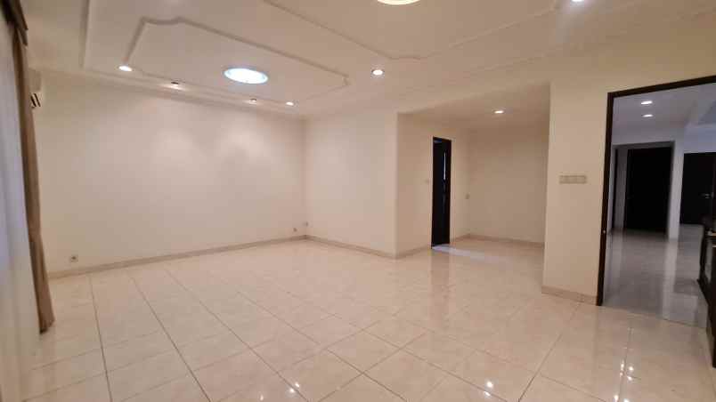 dijual rumah bunga flamboyan cipete