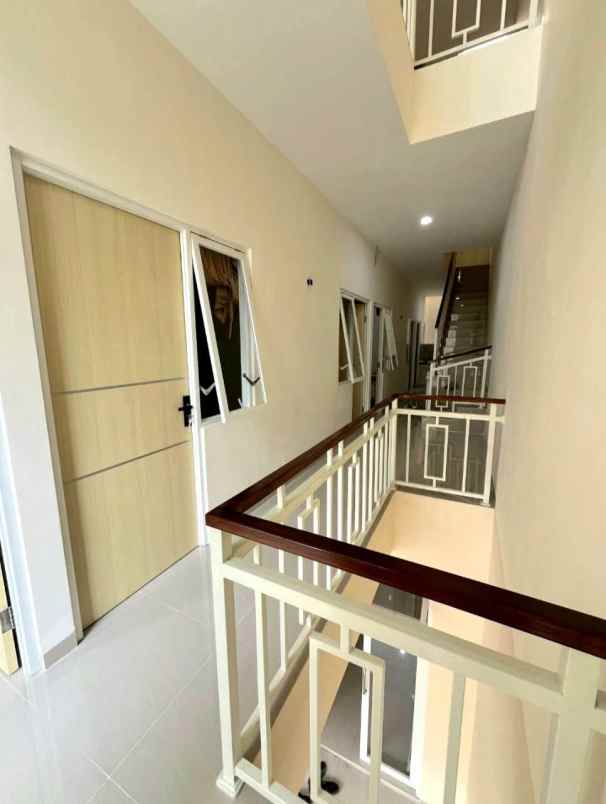 dijual rumah candi mendut suhat kota