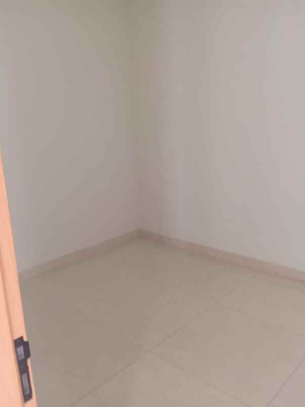 dijual rumah cemorokandang