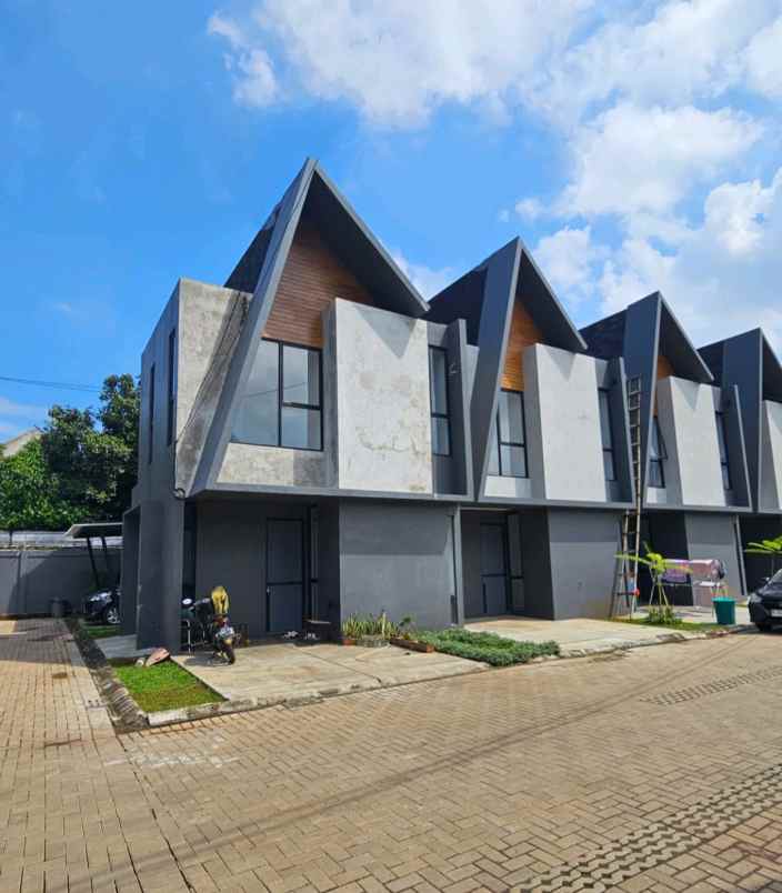 dijual rumah ciater raya bsd city tangsel