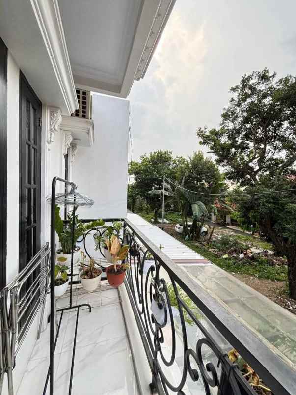 dijual rumah ciganjur