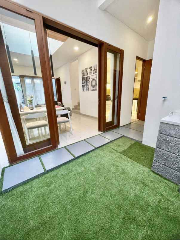 dijual rumah ciganjur