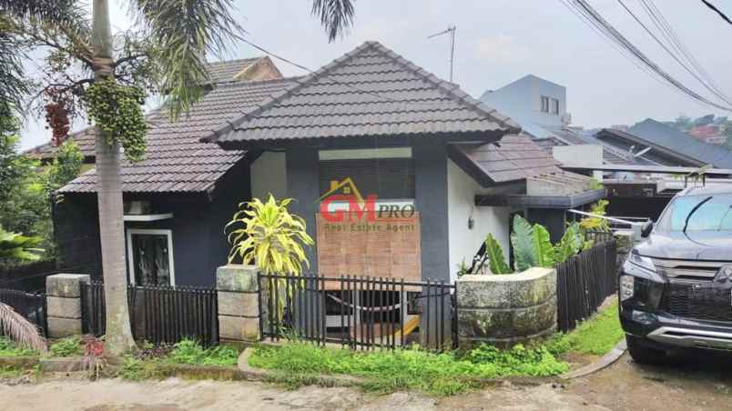 dijual rumah cikutra