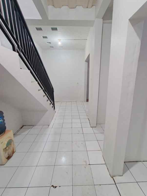 dijual rumah cilame