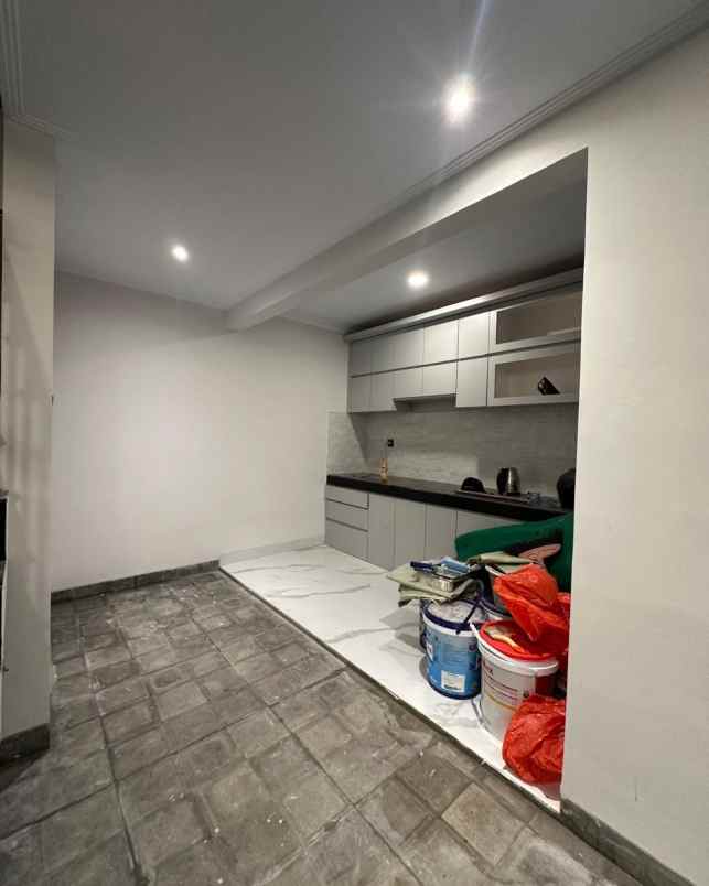 dijual rumah cilandak kko jakarta selatan