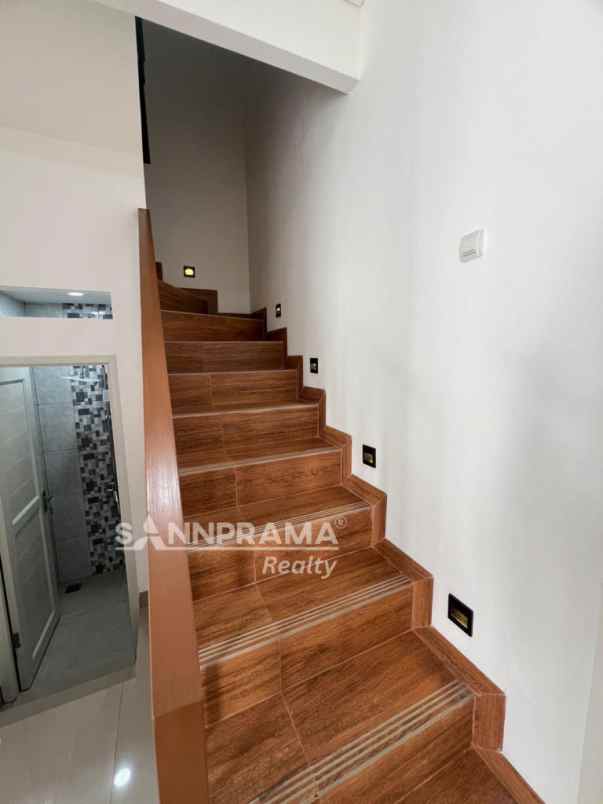 dijual rumah cimanggis depok