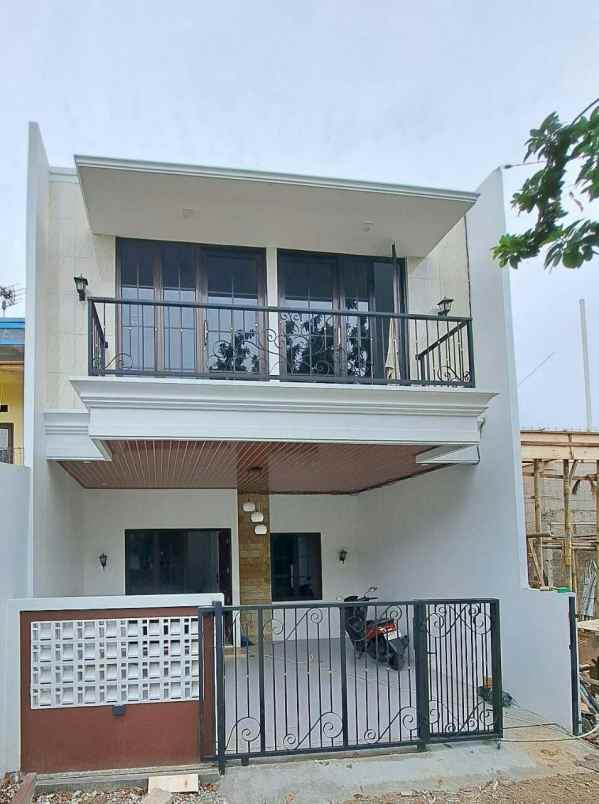 dijual rumah cipayung