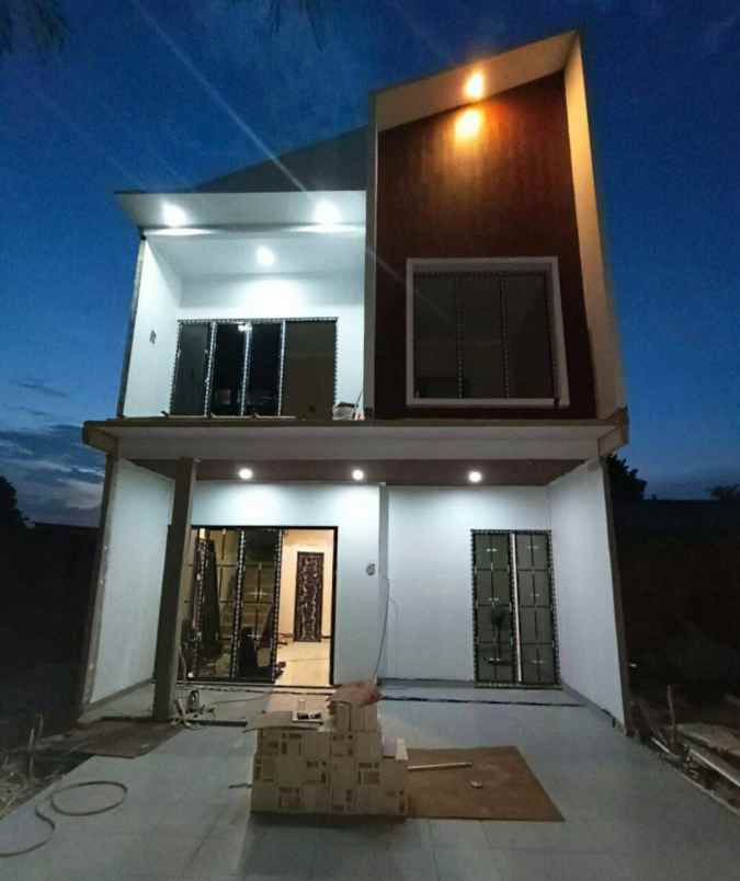 dijual rumah cipayung