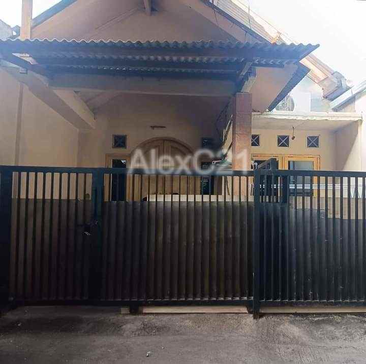 dijual rumah cipedak