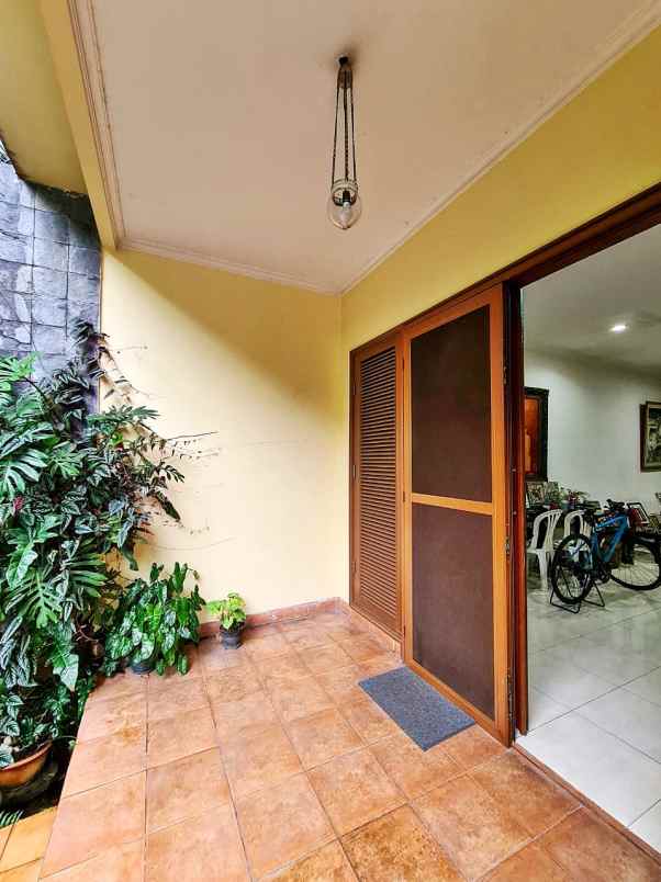 dijual rumah cipete utara kebayoran