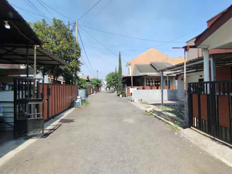 dijual rumah cisaranten kulon