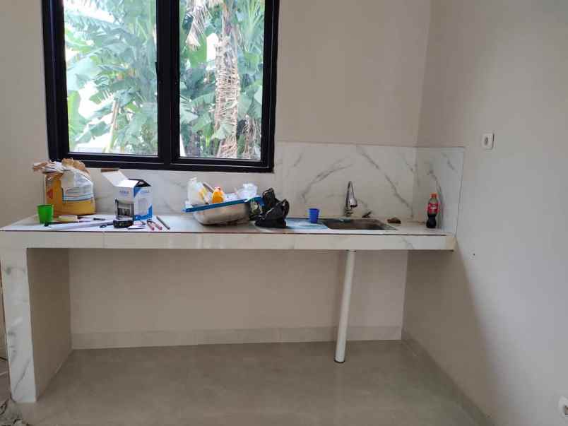 dijual rumah cisaranten kulon