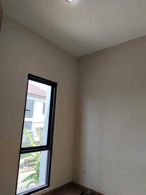 dijual rumah cisaranten kulon