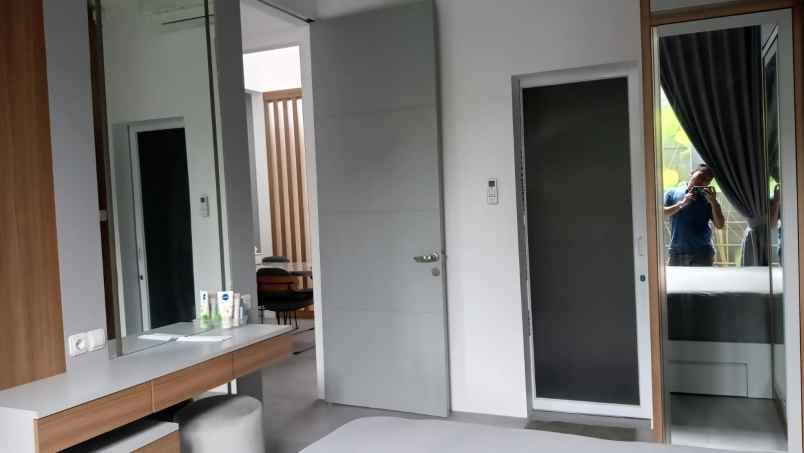 dijual rumah citra grand