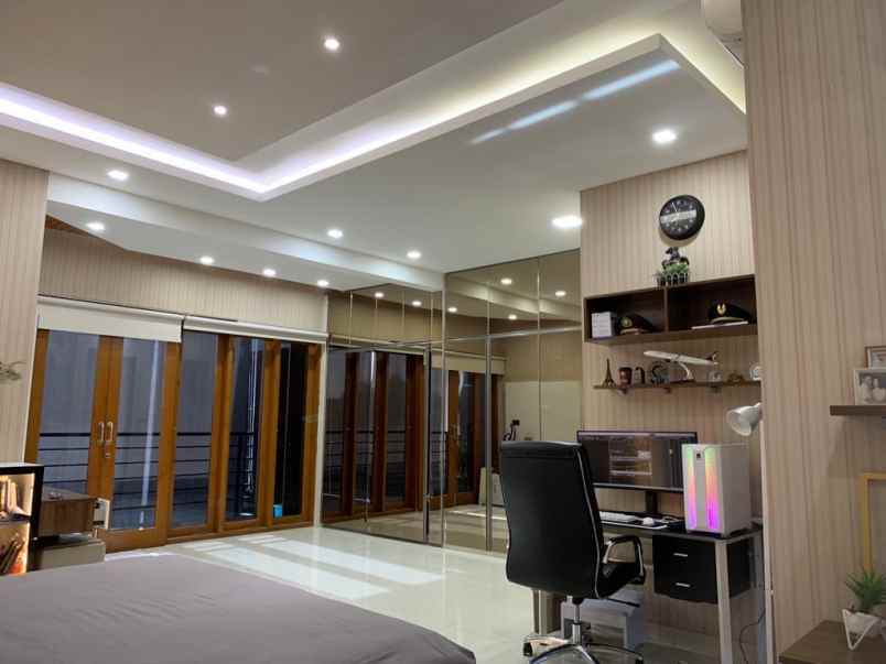 dijual rumah citragran cibubur