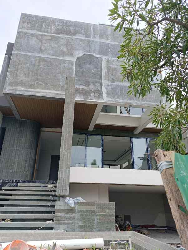 dijual rumah citraland raffles garden