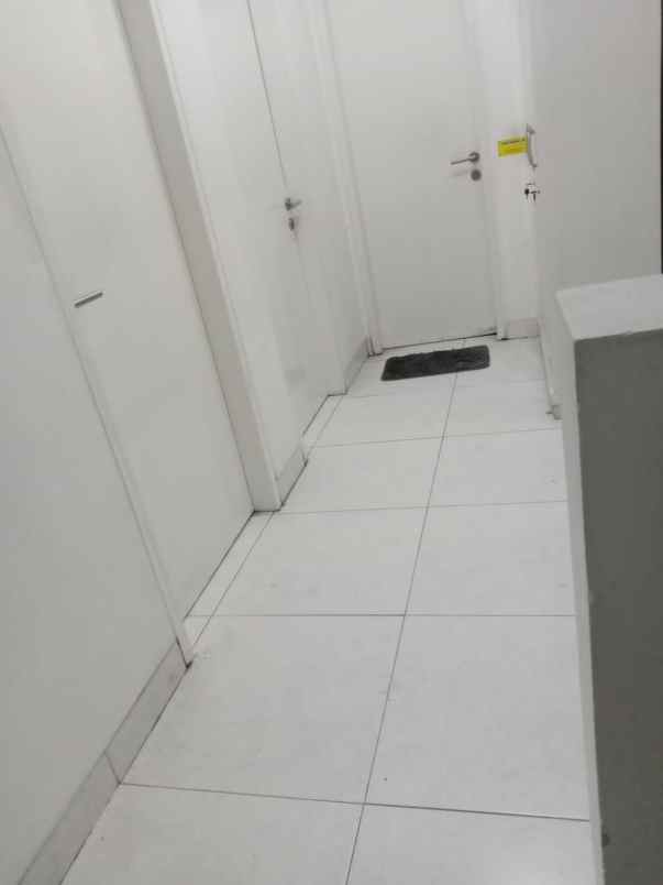 dijual rumah cluster alamanda jakarta