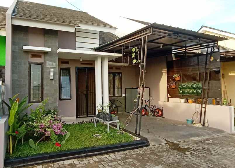 dijual rumah cluster asri dan bebas banjir