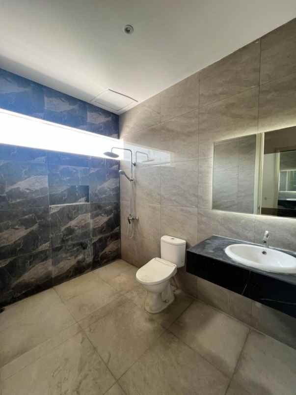 dijual rumah cluster du louvre wisata