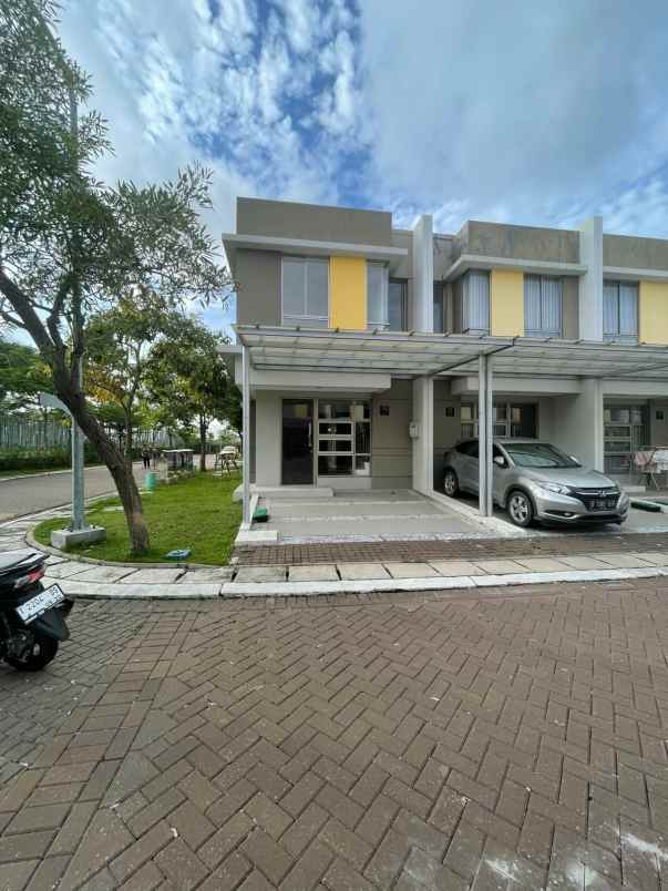 dijual rumah cluster hawai pik2