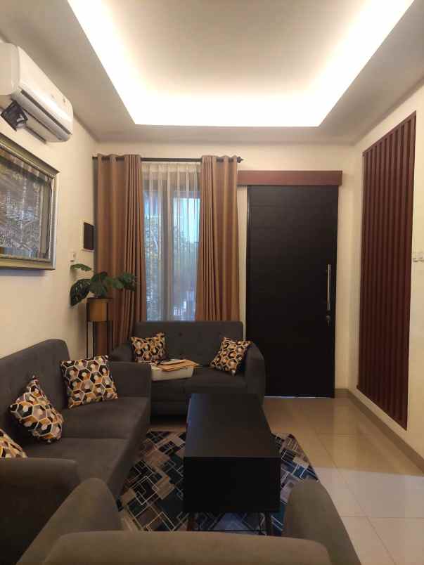 dijual rumah cluster lavesh harapan