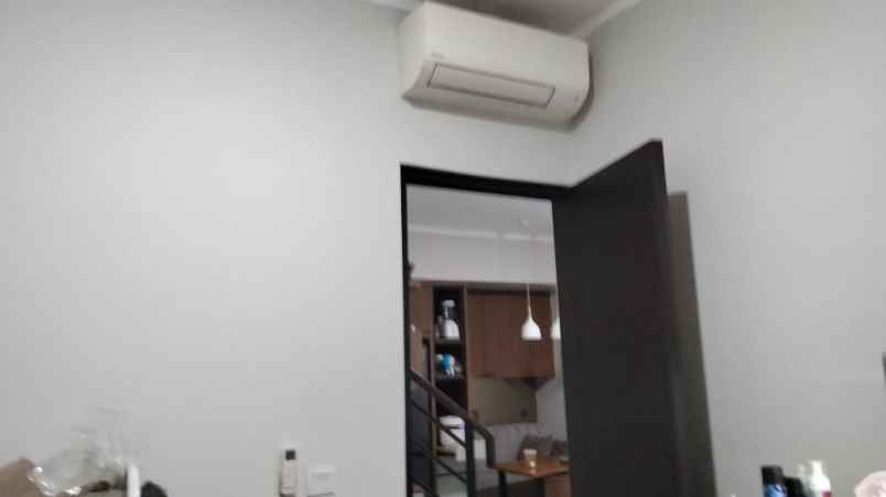 dijual rumah cluster magenta summarecon