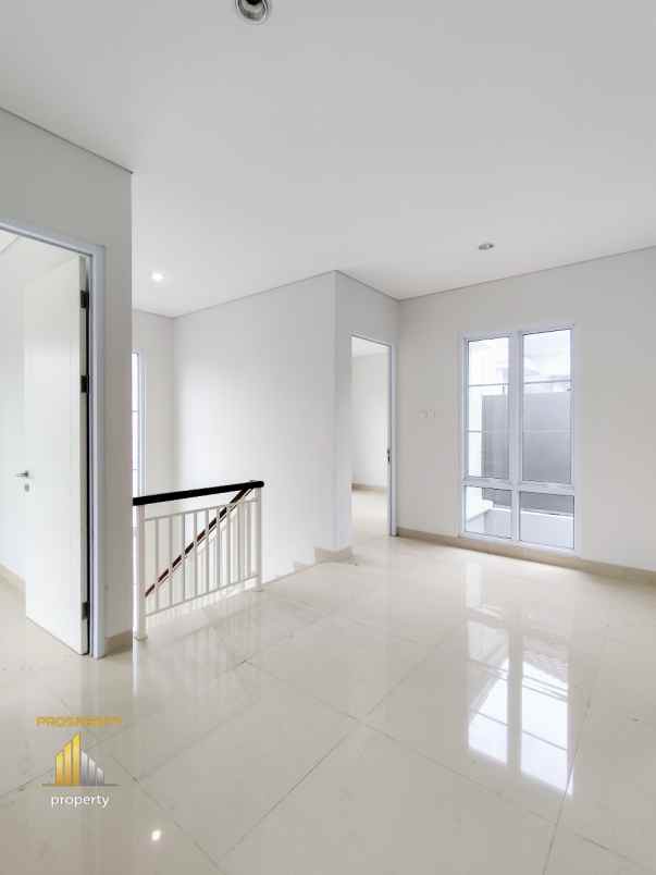 dijual rumah cluster menaggio paramount