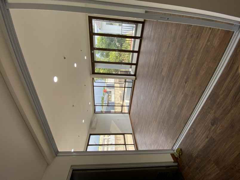 dijual rumah cluster nara village