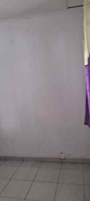 dijual rumah cluster taman mediterania