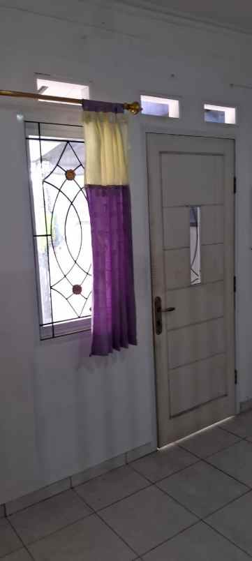 dijual rumah cluster taman mediterania