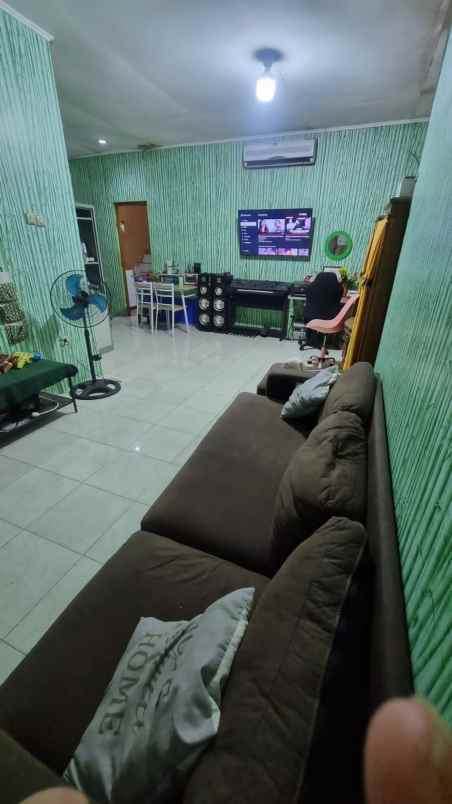 dijual rumah cluster tegal perintis