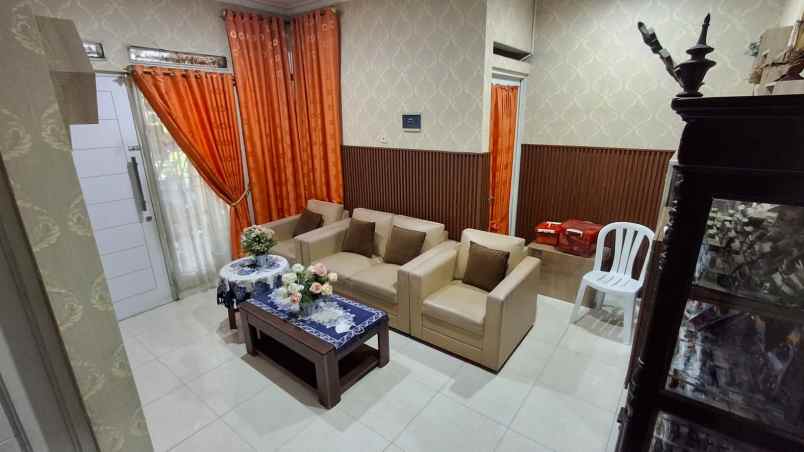 dijual rumah cluster teresta metland