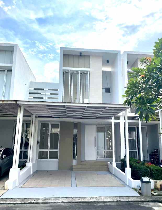 dijual rumah cluster yarra jgc jakarta