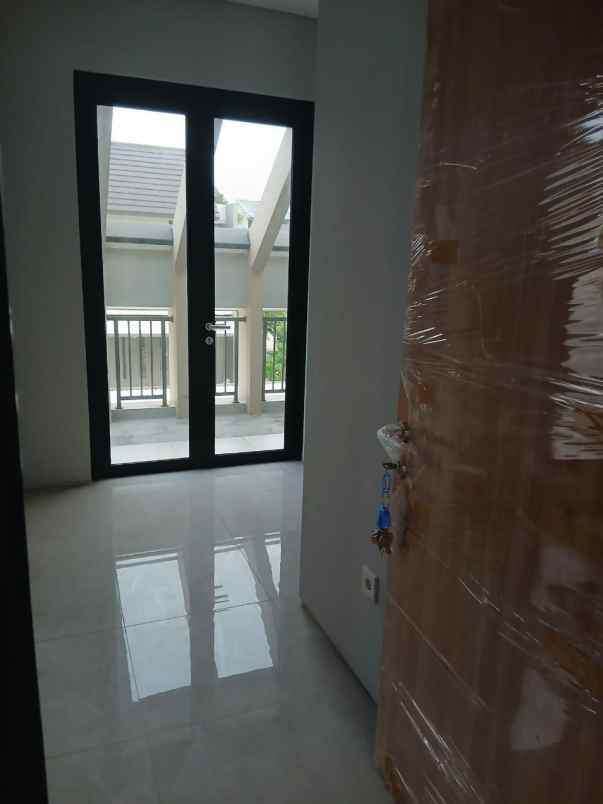dijual rumah cluster z living grand