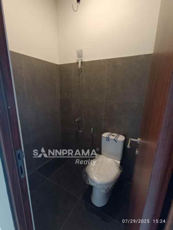 dijual rumah curug bojongsari depok