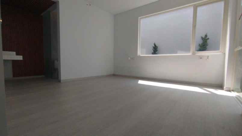 dijual rumah dago bandung utara