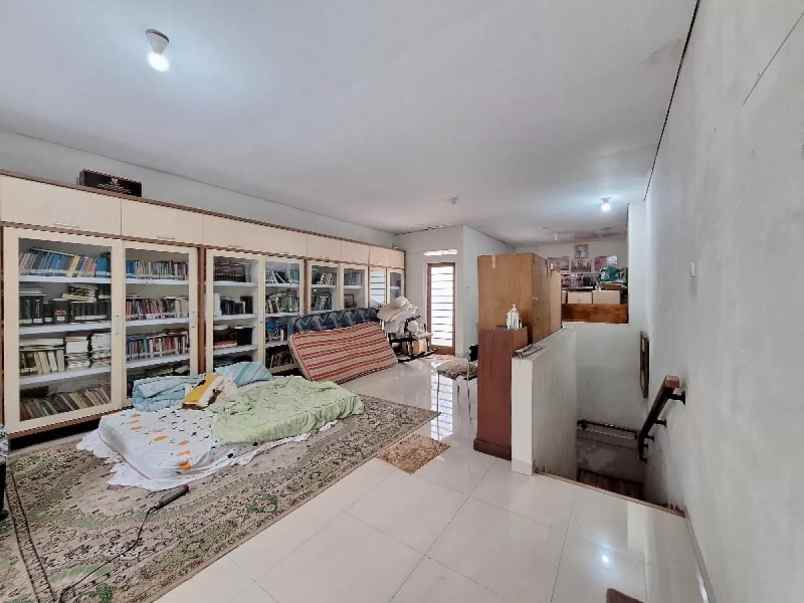 dijual rumah dago teuku angkasa
