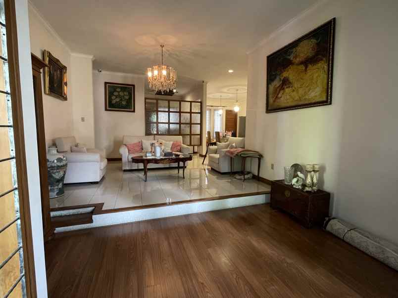 dijual rumah dalam puri bintaro ciputat tang sel