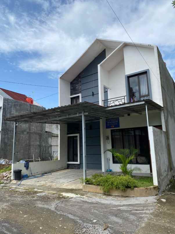 dijual rumah danurejo kec mertoyudan