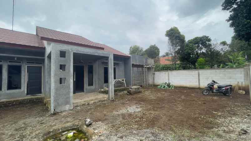 dijual rumah darangdan