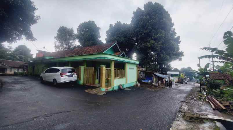 dijual rumah darangdan