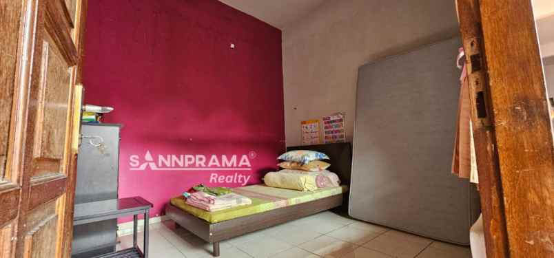 dijual rumah depok