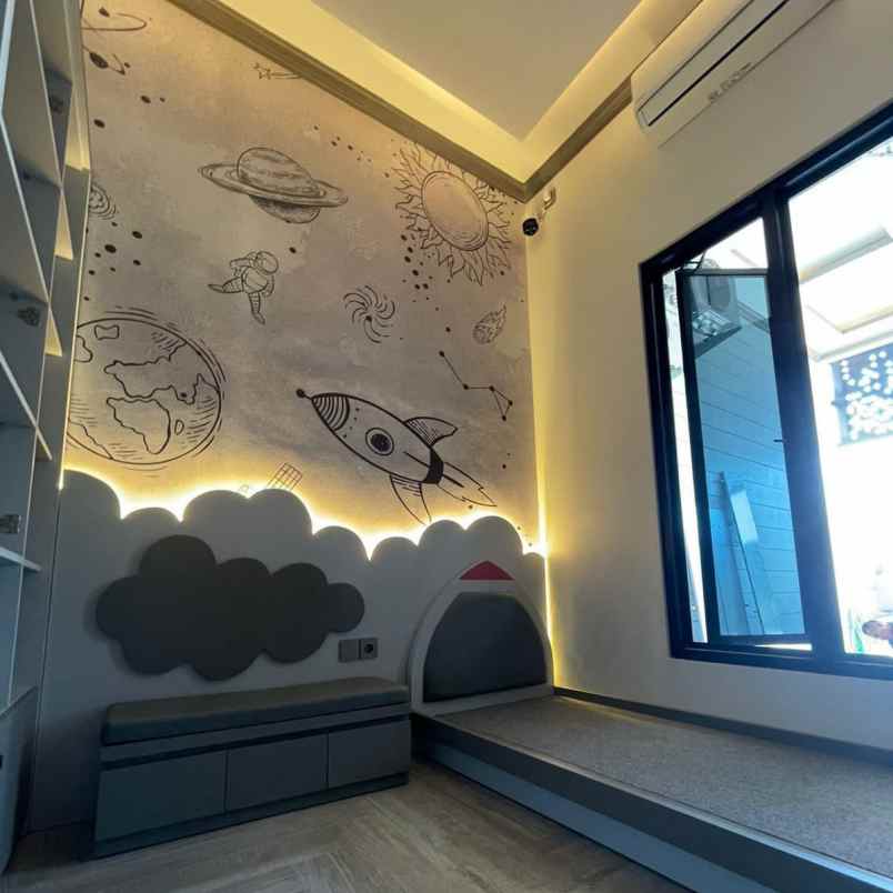 dijual rumah di alana tambak oso