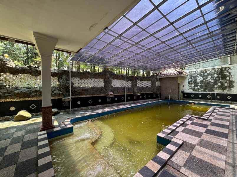 dijual rumah di bilangan cinere