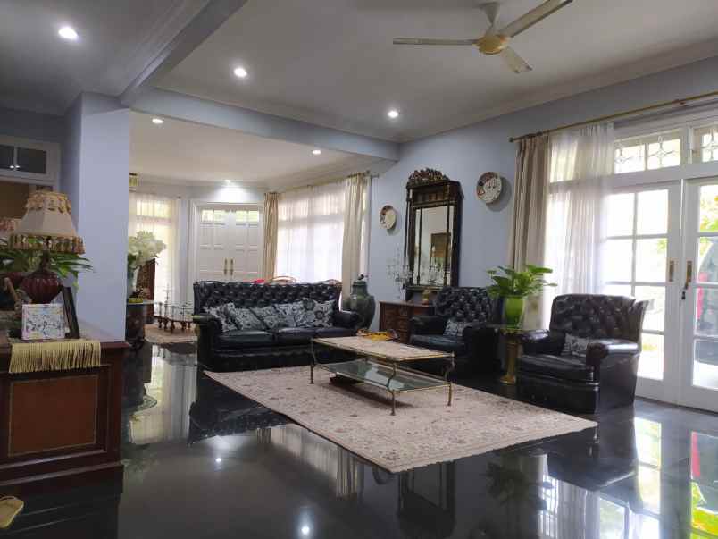 dijual rumah di cipete selatan jakarta selatan