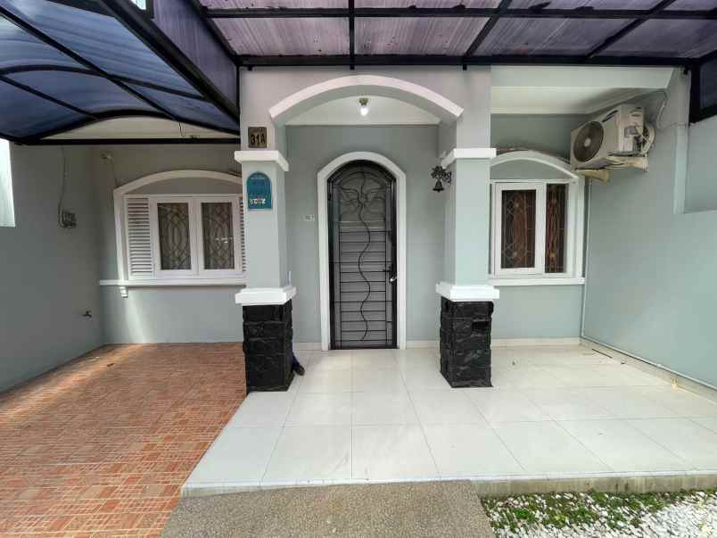 dijual rumah di graha raya 10 no 31a bintaro jaya