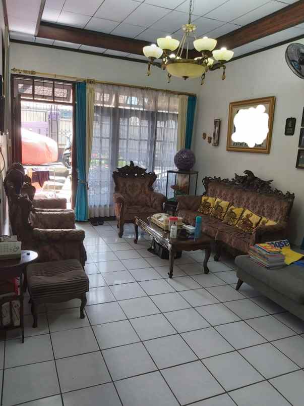 dijual rumah di kelapa dua wetan ciracas jakarta timur