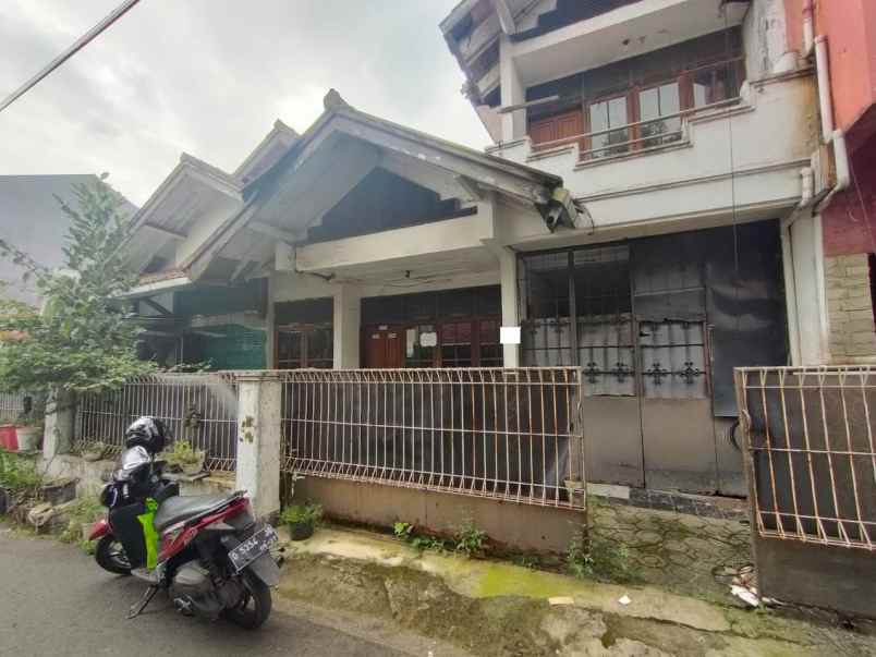 dijual rumah di komplek kebon kopi cimahi