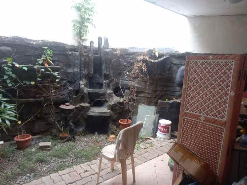 dijual rumah di kuningan timur jakarta selatan